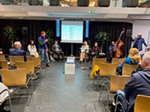 Musikalische Lesung „Es fuhr ein Zug nach Sobibor“ Foto von der Musikalischen Lesung „Es fuhr ein Zug nach Sobibor“