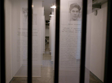 Wiedereröffnung der Ausstellung "Anne Frank war nicht allein"